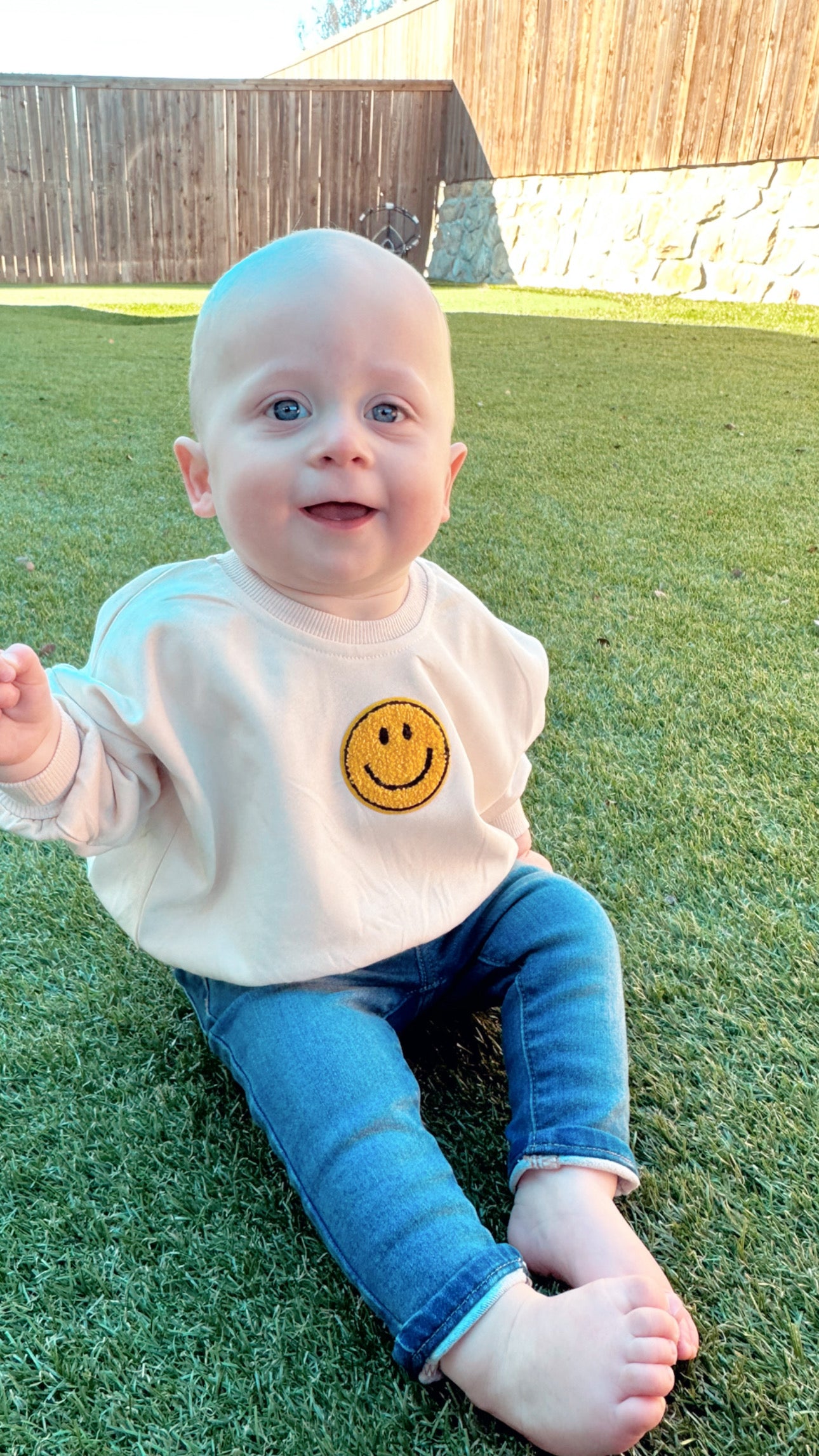 Smiley Patch Sweatshirt | Ecru